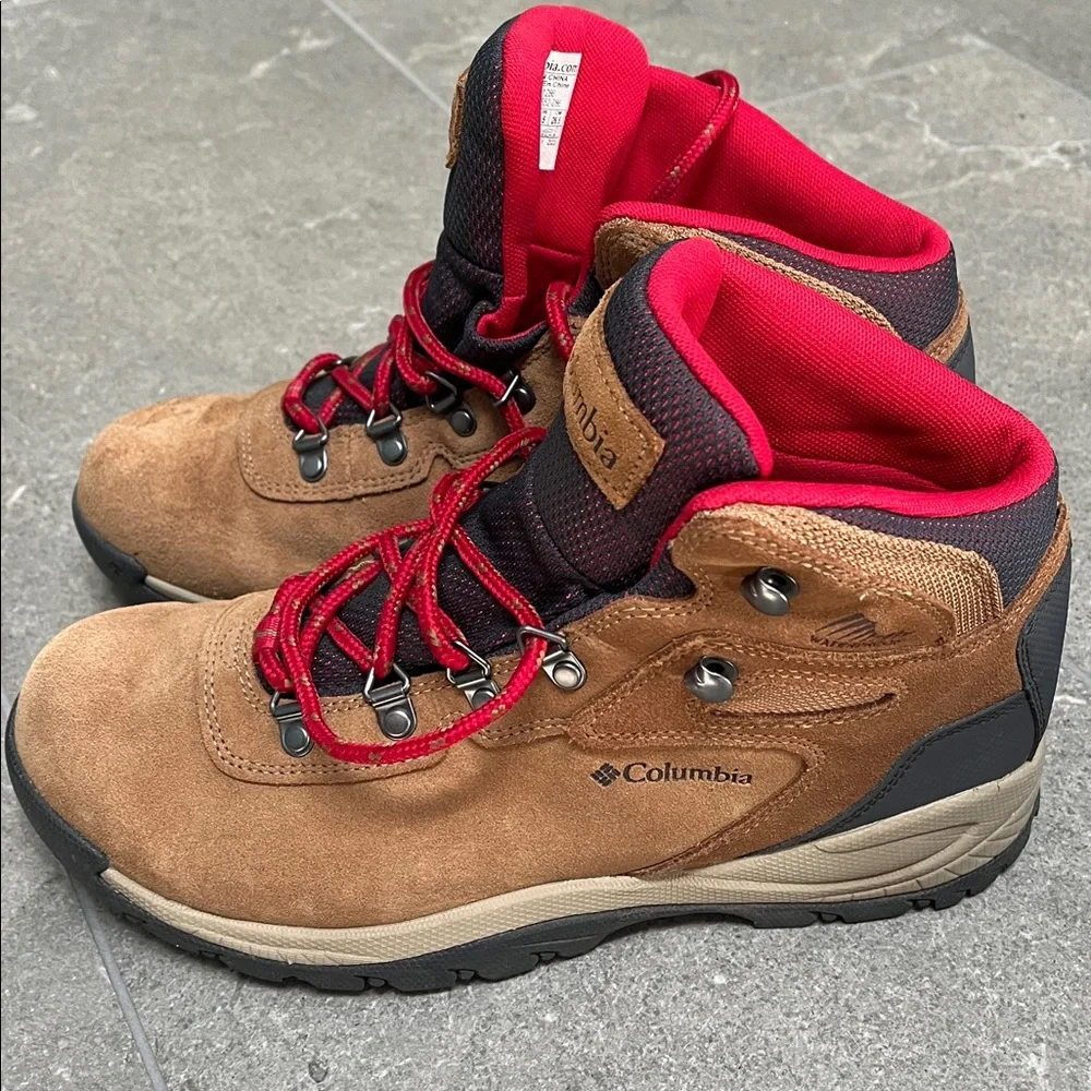 Columbia Women's Newton Ridge Plus Waterproof Boots - Brown and Red - Picture 4 of 8